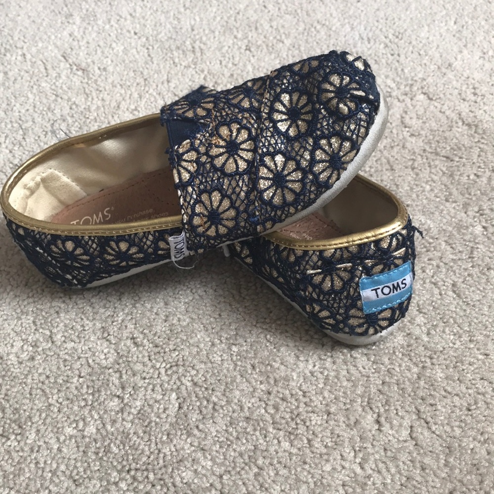 Toms in a size 13